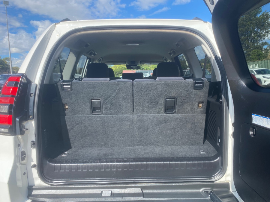 2020 Toyota LandCruiser Prado GDJ150R GXL SUV Image 19