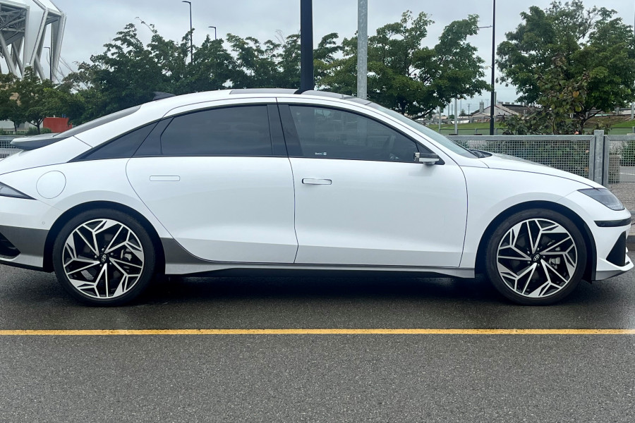 2023 Hyundai IONIQ 6 CE.V1 Epiq Sedan Image 8