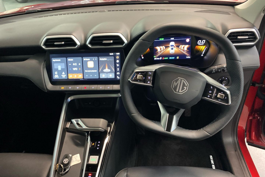2023 MY25 MG ZS ZS32 Essence Hybrid+ SUV Image 13
