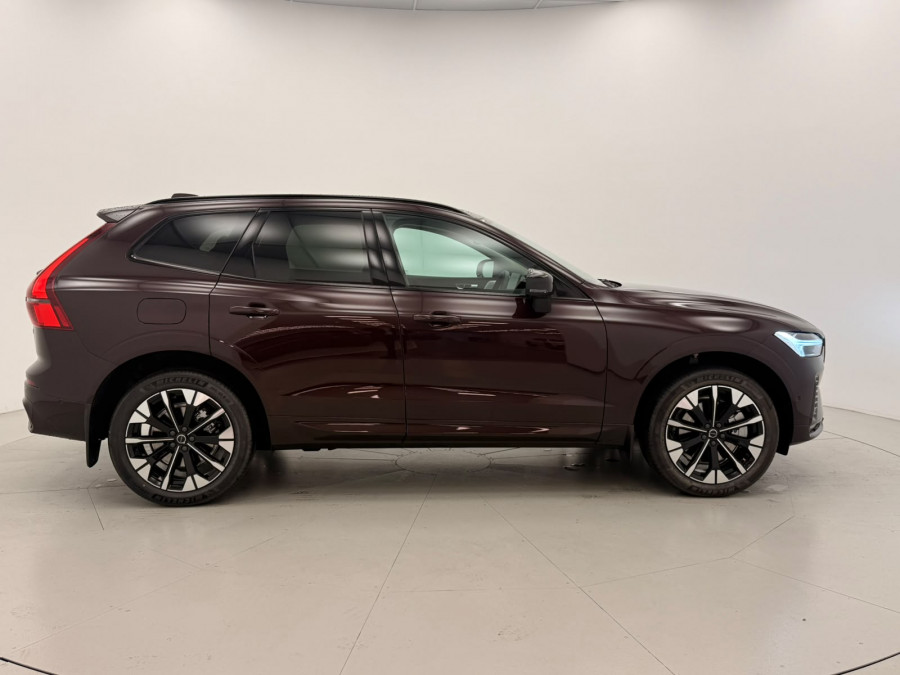 2025 MY26 Volvo XC60 UZ Ultra B5 Dark SUV Image 8