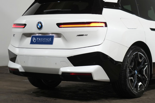 2024 BMW iX xDrive40 Sport SUV Image 8