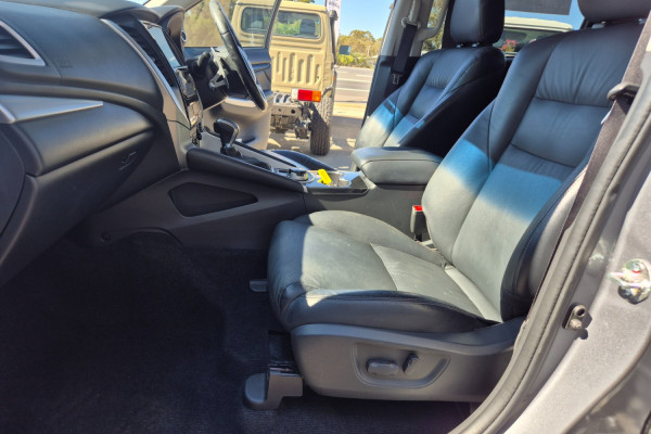 2018 Mitsubishi Pajero Sport QE Exceed SUV Image 33