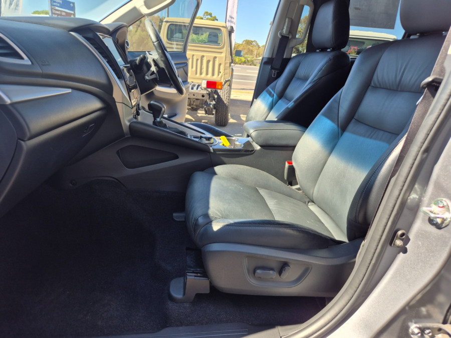 2018 Mitsubishi Pajero Sport QE Exceed SUV Image 33