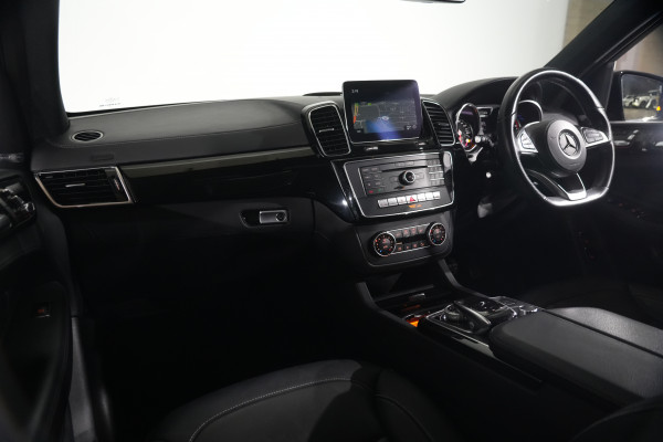 2018 Mercedes-Benz GLS-Class GLS350d SUV Image 11