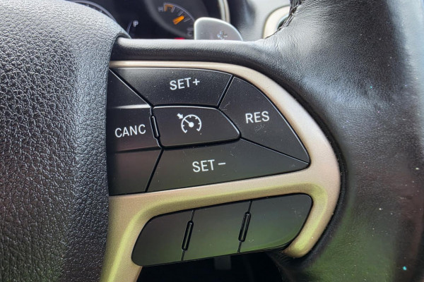 2014 Jeep Grand Cherokee WK Laredo SUV Image 29
