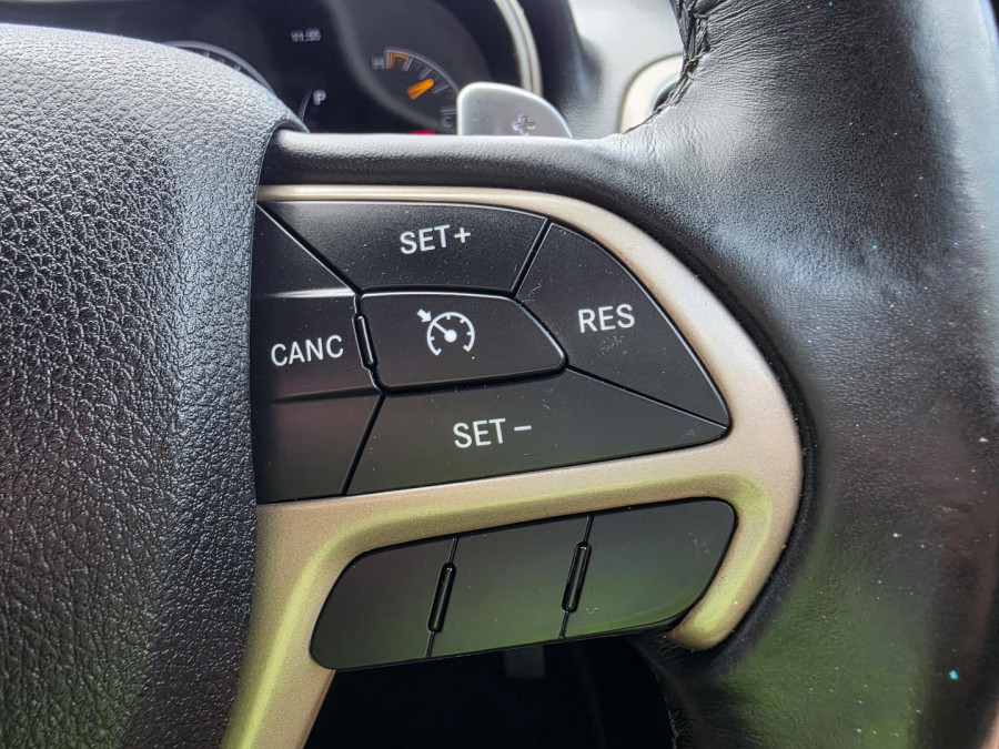 2014 Jeep Grand Cherokee WK Laredo SUV Image 29