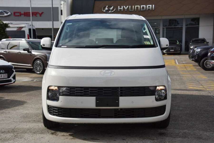 2026 MY27 Hyundai Staria Load US4.V4  Van Image 2