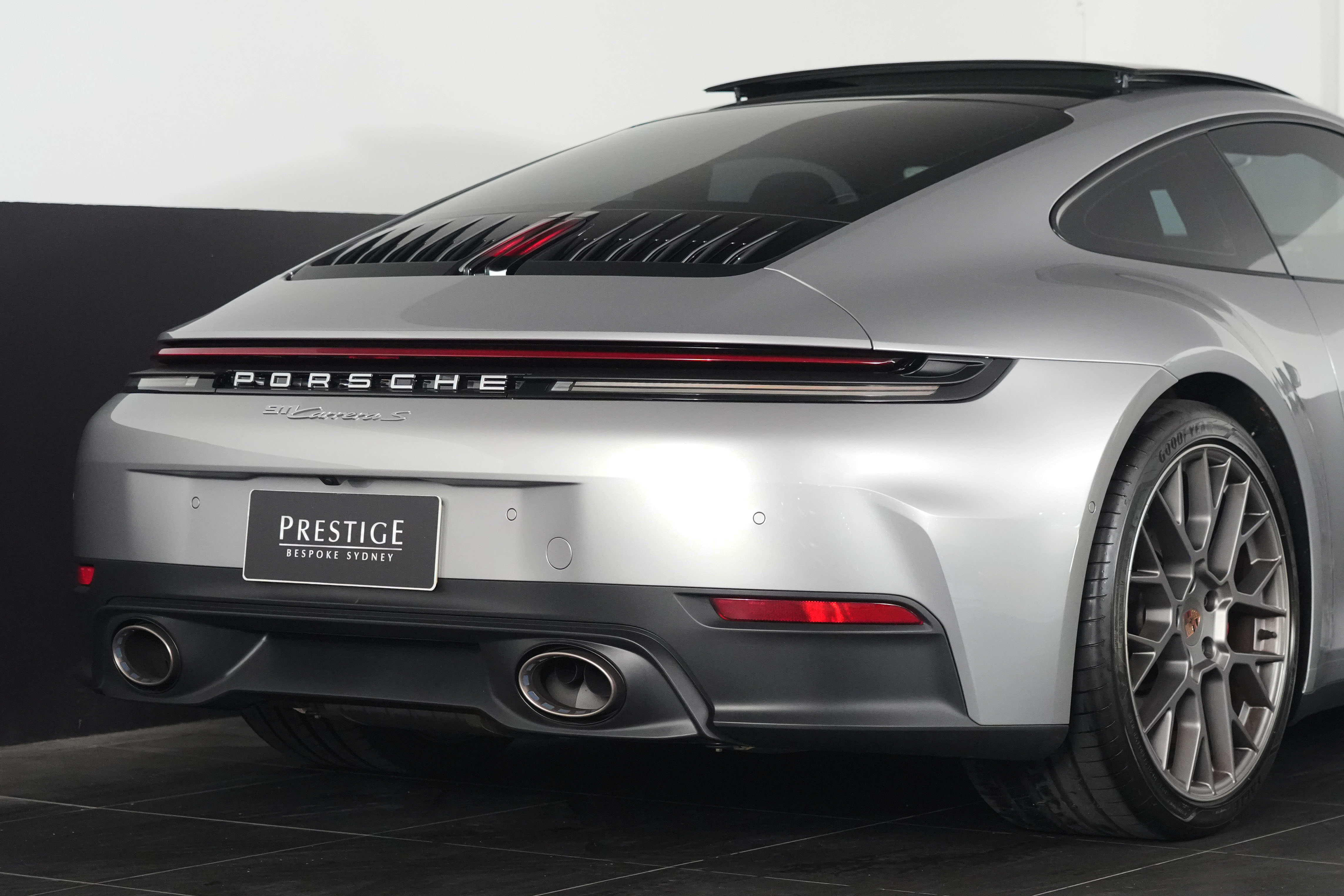 2025 Porsche 911 992.2 Carrera S Coupe Image 27