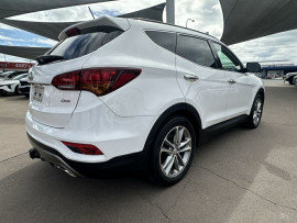 2016 MY17 Hyundai Santa Fe DM3 Series II Highlander SUV image 3