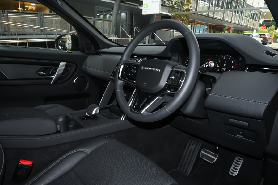 2025 MY25.5 Land Rover Discovery Sport L550 P250 Dynamic SE SUV