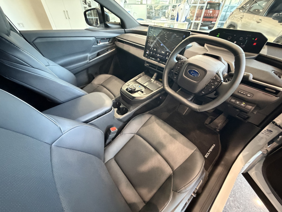 2026 Subaru Solterra E1-1 AWD Touring SUV Image 8