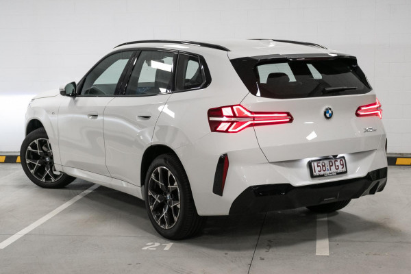 2025 BMW X3 G45 20 xDrive SUV image 2