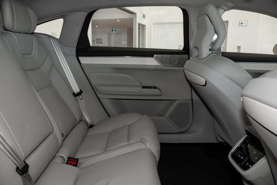 2025 MY26 Volvo ES90  Ultra Single Motor Sedan Image 20
