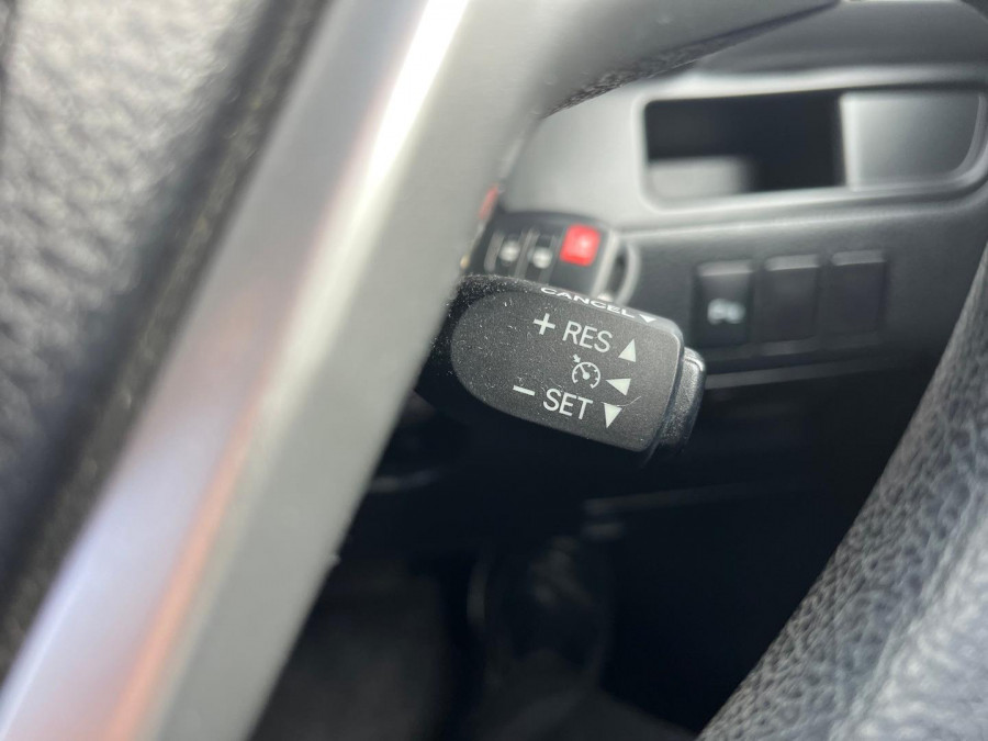 2017 Toyota Kluger GSU55R GX SUV Image 24