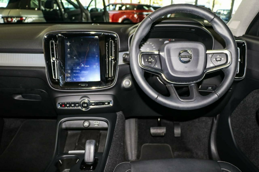 2019 Volvo XC40 XZ T4 Momentum Suv