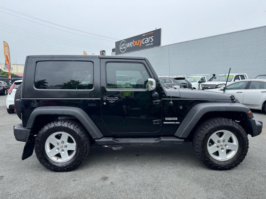 2010 Jeep Wrangler JK Sport SUV Image 6