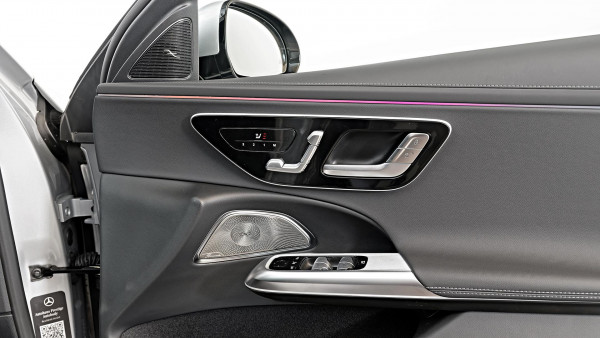 2026 Mercedes-Benz E-Class W214 E200 Sedan image 17