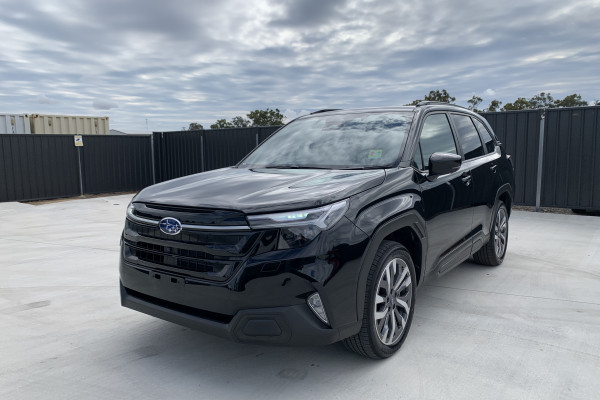 2025 MY26 Subaru Forester S6 Hybrid Touring SUV Image 3
