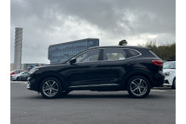 2025 MG HS PHEV ESSENCE SUV