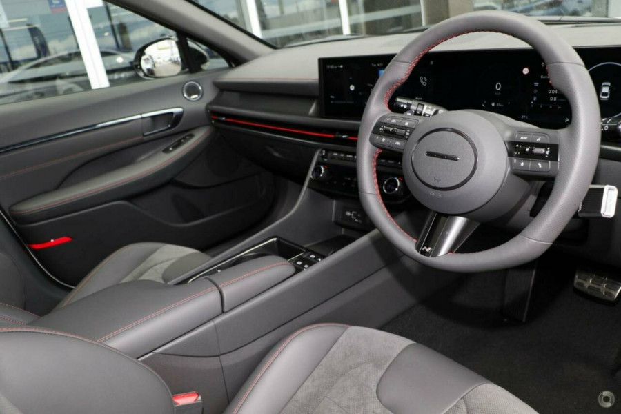 2025 Hyundai Sonata DN8.V4 N Line Sedan Image 6