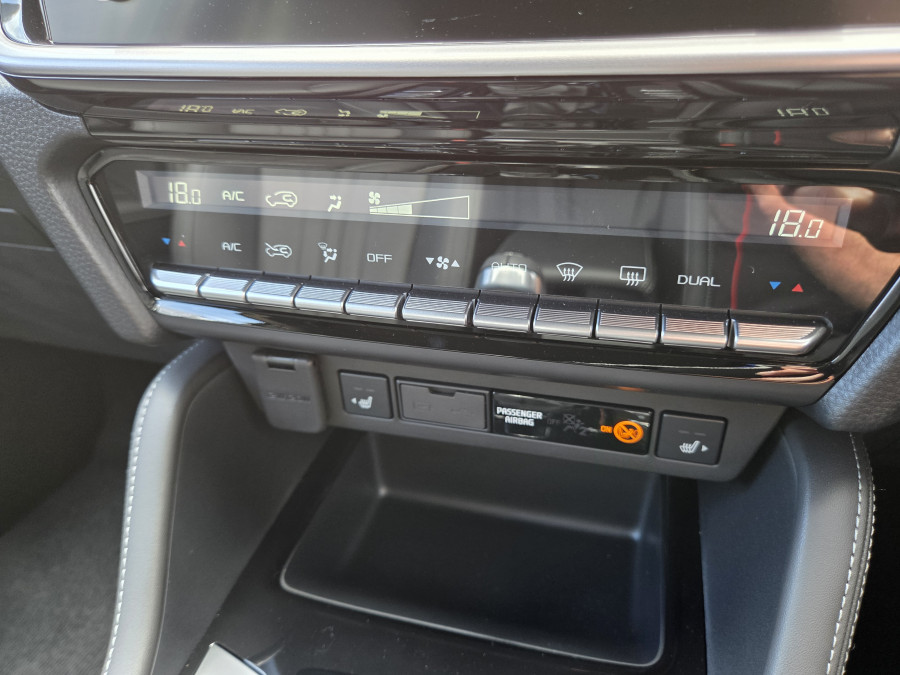 2025 MY25.5 Isuzu MU-X RJ LS-T SUV Image 16
