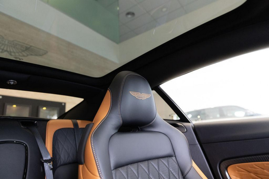 2025 Aston Martin DB12   Coupe Image 14