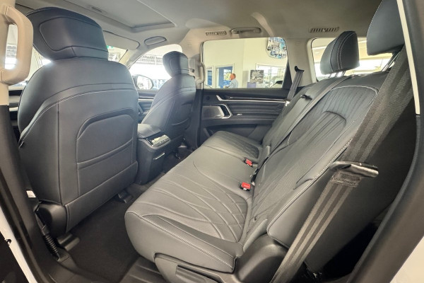 2025 LDV D90 SV9A Executive SUV Image 17