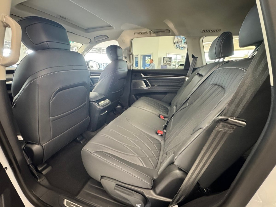 2025 LDV D90 SV9A Executive SUV Image 17