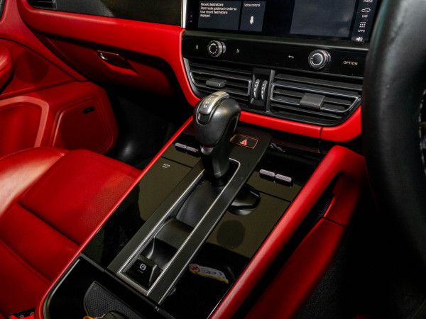 2022 MY23 Porsche Macan 95B GTS SUV image 19