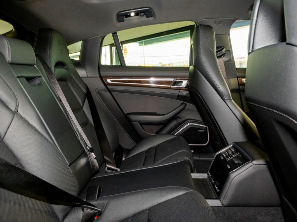 2021 MY22 Porsche Panamera 971 Sedan image 28