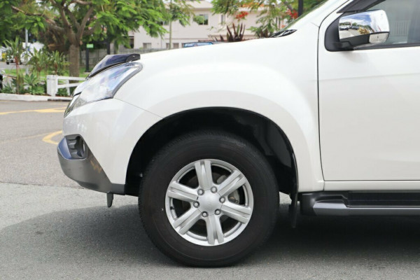 2016 MY15.5 Isuzu Ute MU-X MY15.5 LS-T Rev-Tronic 4x2 Wagon Mobile Image 5