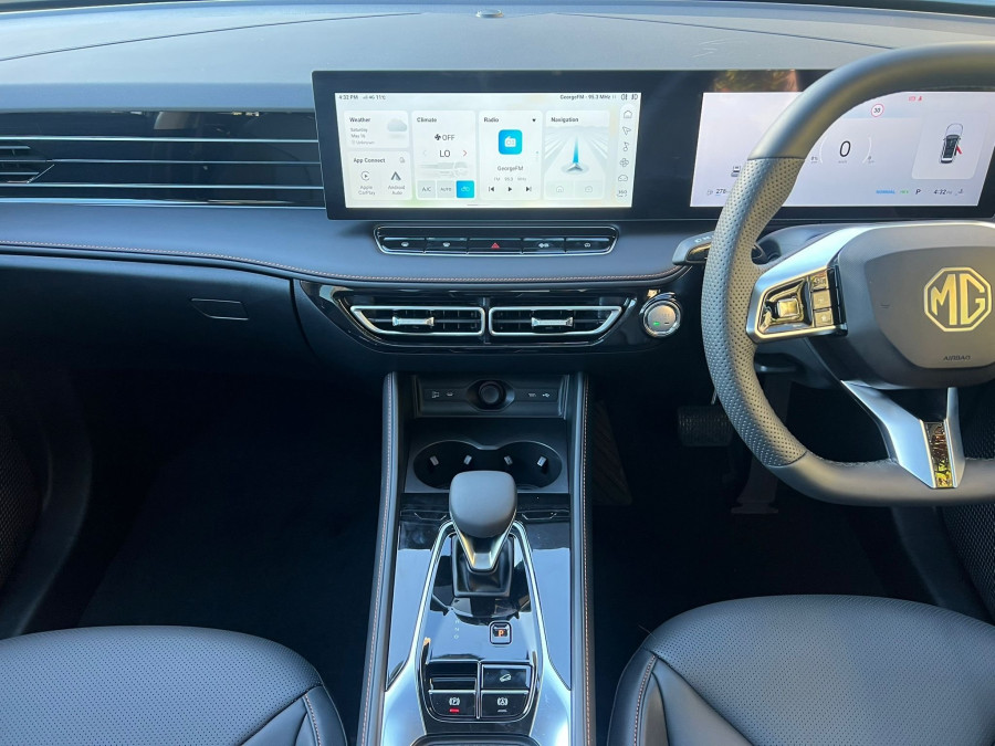 2026 MG HS Plug-in Hybrid Essence SUV Image 11