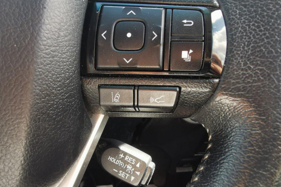 2019 Toyota HiLux  SR5 Dual Cab Ute Image 17