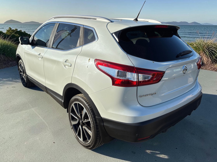 2017 Nissan QASHQAI J11 Ti SUV Image 6