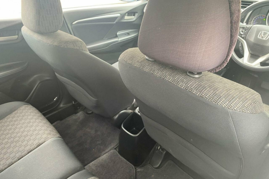 2016 Honda Jazz GF VTi Hatch Image 21