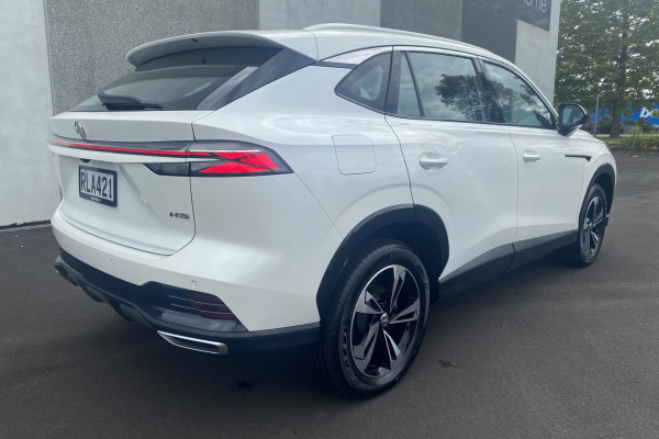 2025 MG HS AS33 Vibe SUV Image 3