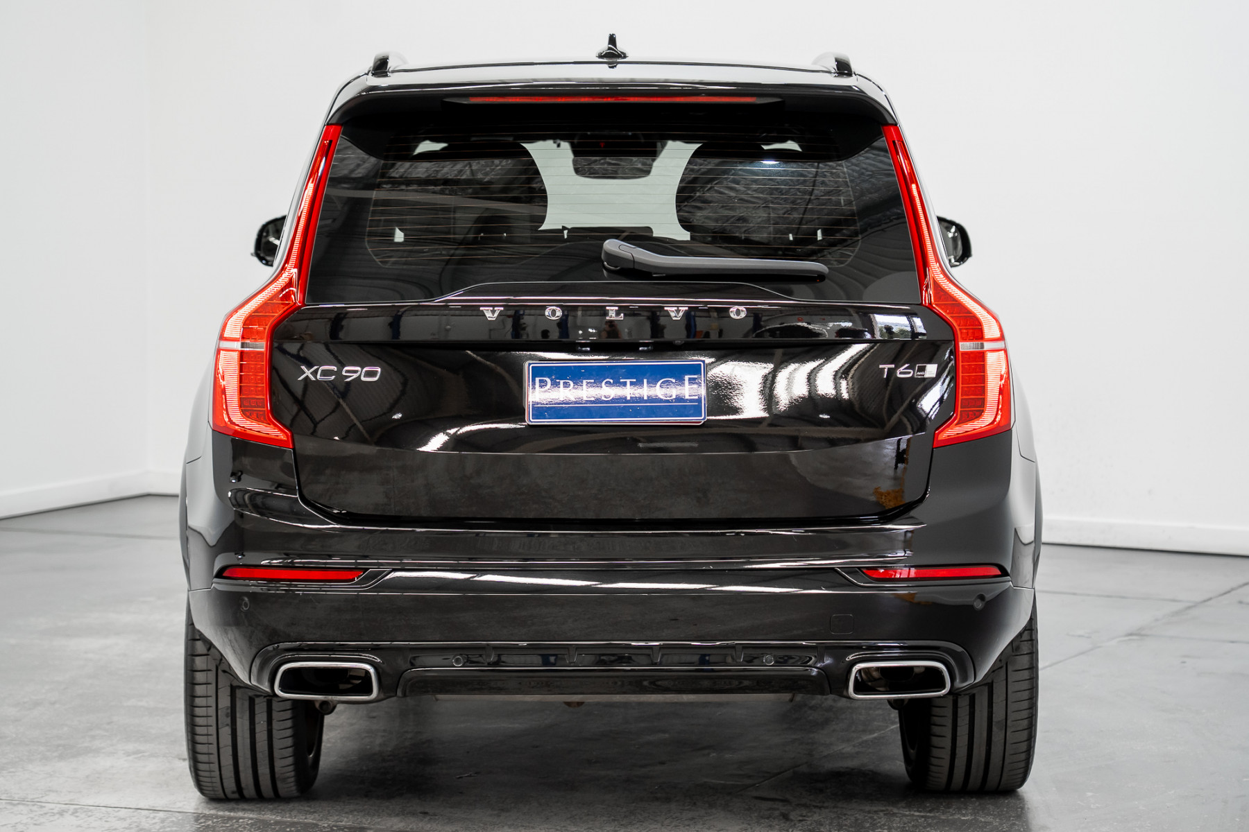 2021 Volvo XC90 T6 R-Design (Awd) SUV Image 9