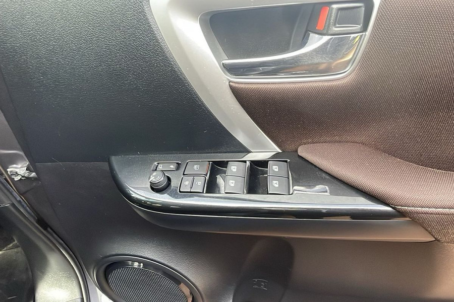 2019 Toyota Fortuner GUN156R GXL SUV Image 10