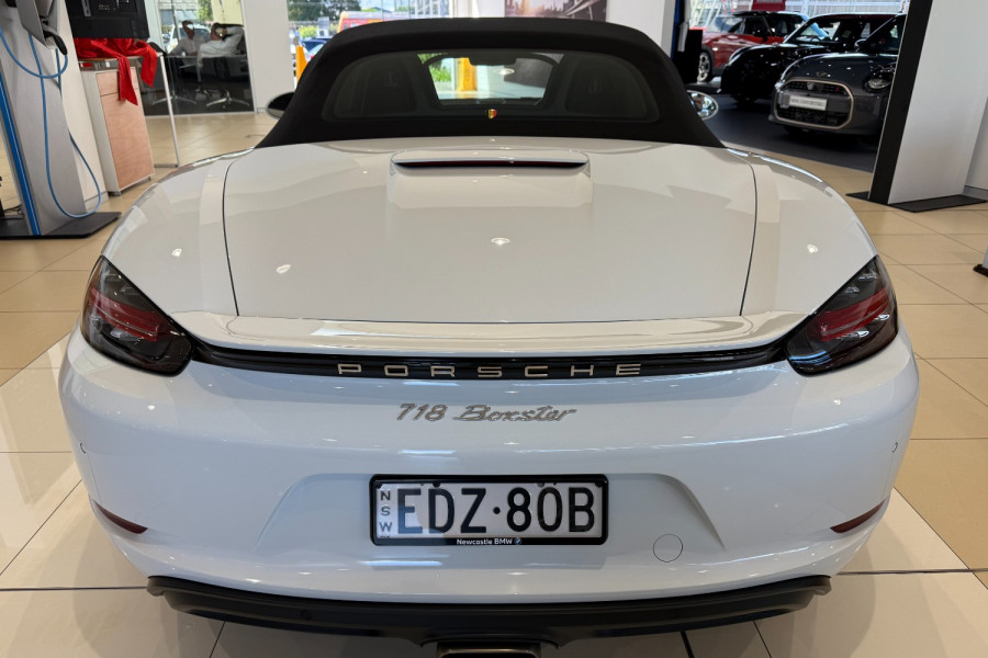 2016 MY17 Porsche 718 982  Convertible Image 13