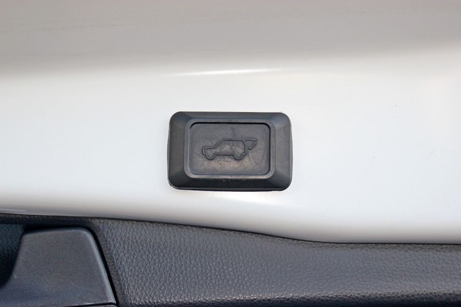 2021 Toyota RAV4 AXAH54R XSE SUV Image 10
