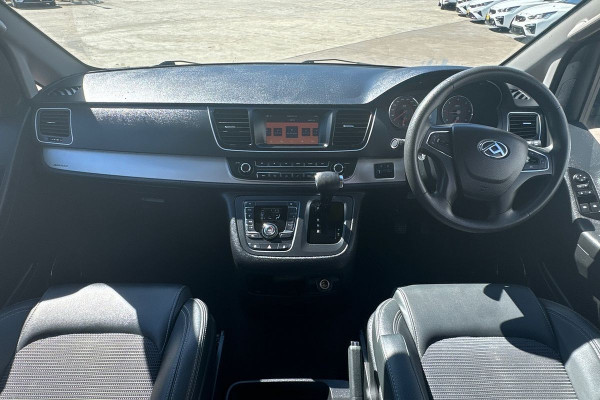 2020 MY21 LDV G10 SV7C + Van Image 6