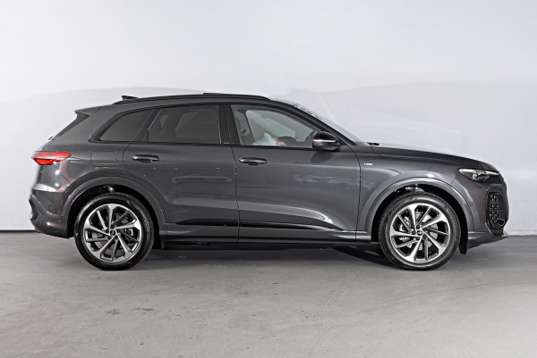 2025 Audi Q5 GU TFSI 150kW SUV image 3