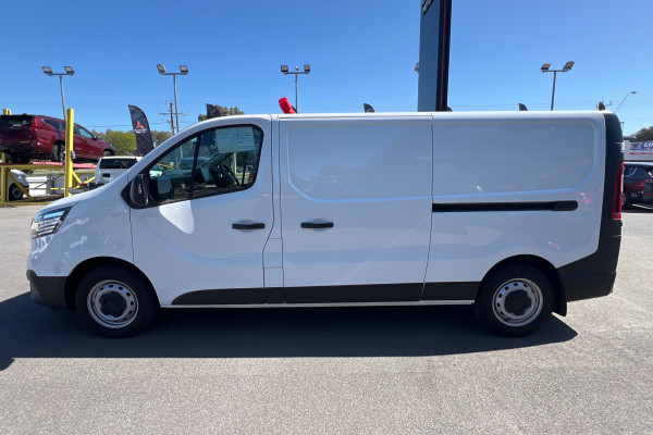 2025 Renault Trafic X82 Pro Van Image 10