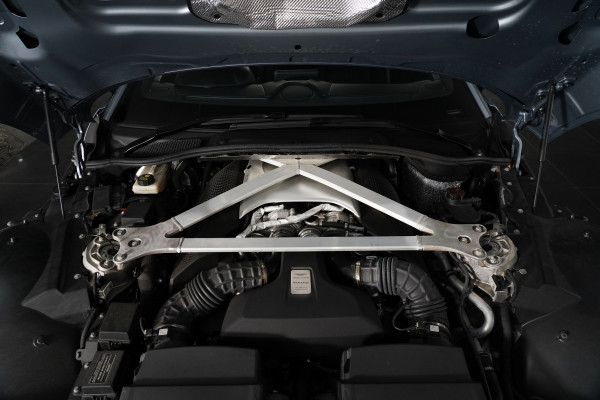 2019 Aston Martin Vantage Coupe Image 22