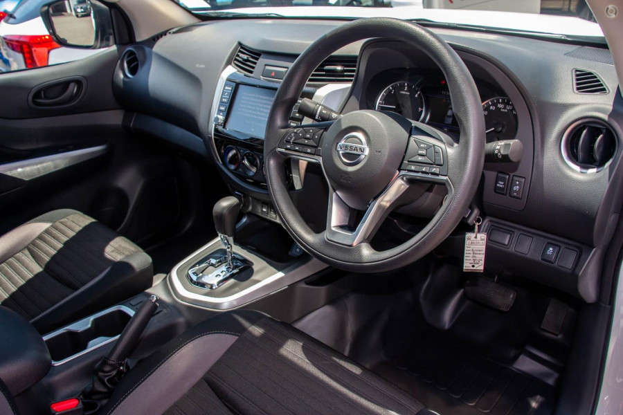 2025 Nissan Navara D23 ST Ute Image 6