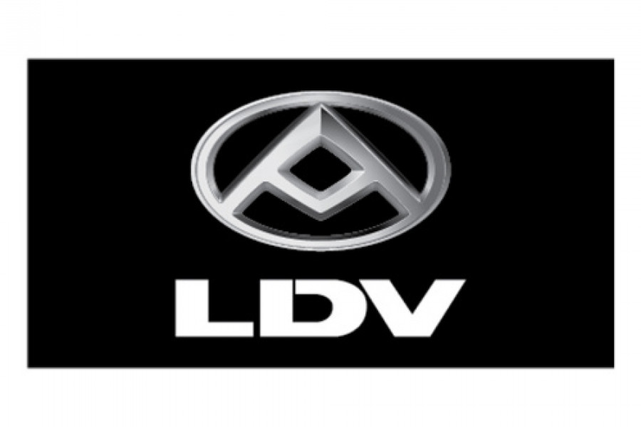 2024 LDV Deliver 9  11-Seat Bus Image 19