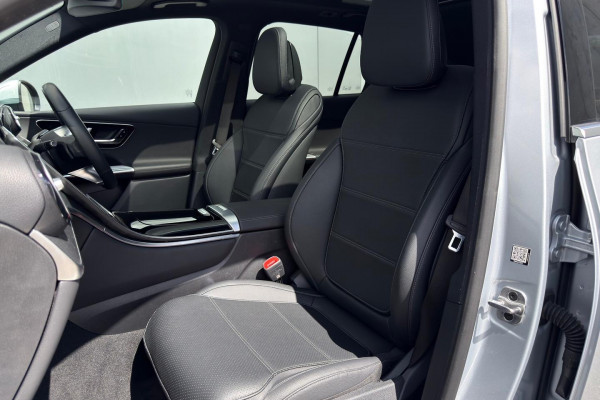 2025 Mercedes-Benz GLC-Class X254 GLC200 SUV Image 32