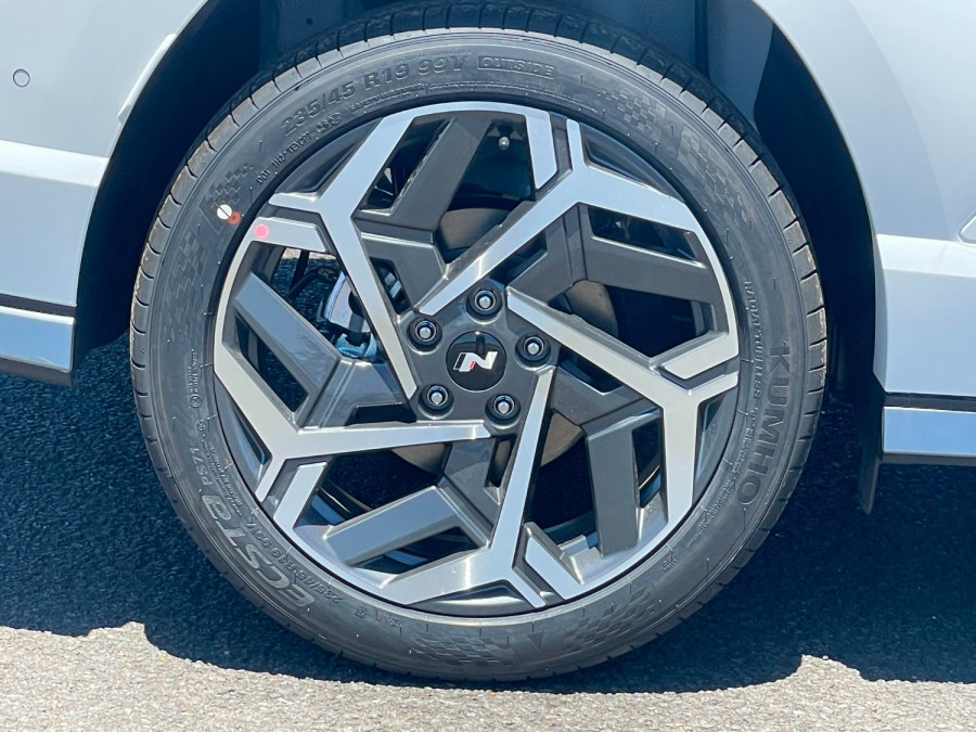 2026 Hyundai KONA SX2.V3 Premium N Line SUV Image 10