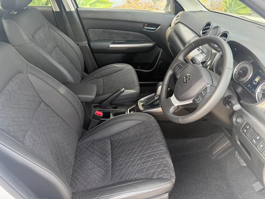 2024 Suzuki Vitara Turbo Wagon Image 11