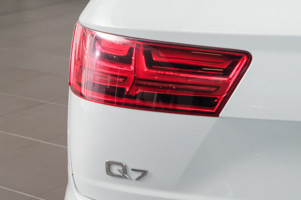 2017 Audi Q7 4M TDI SUV image 20